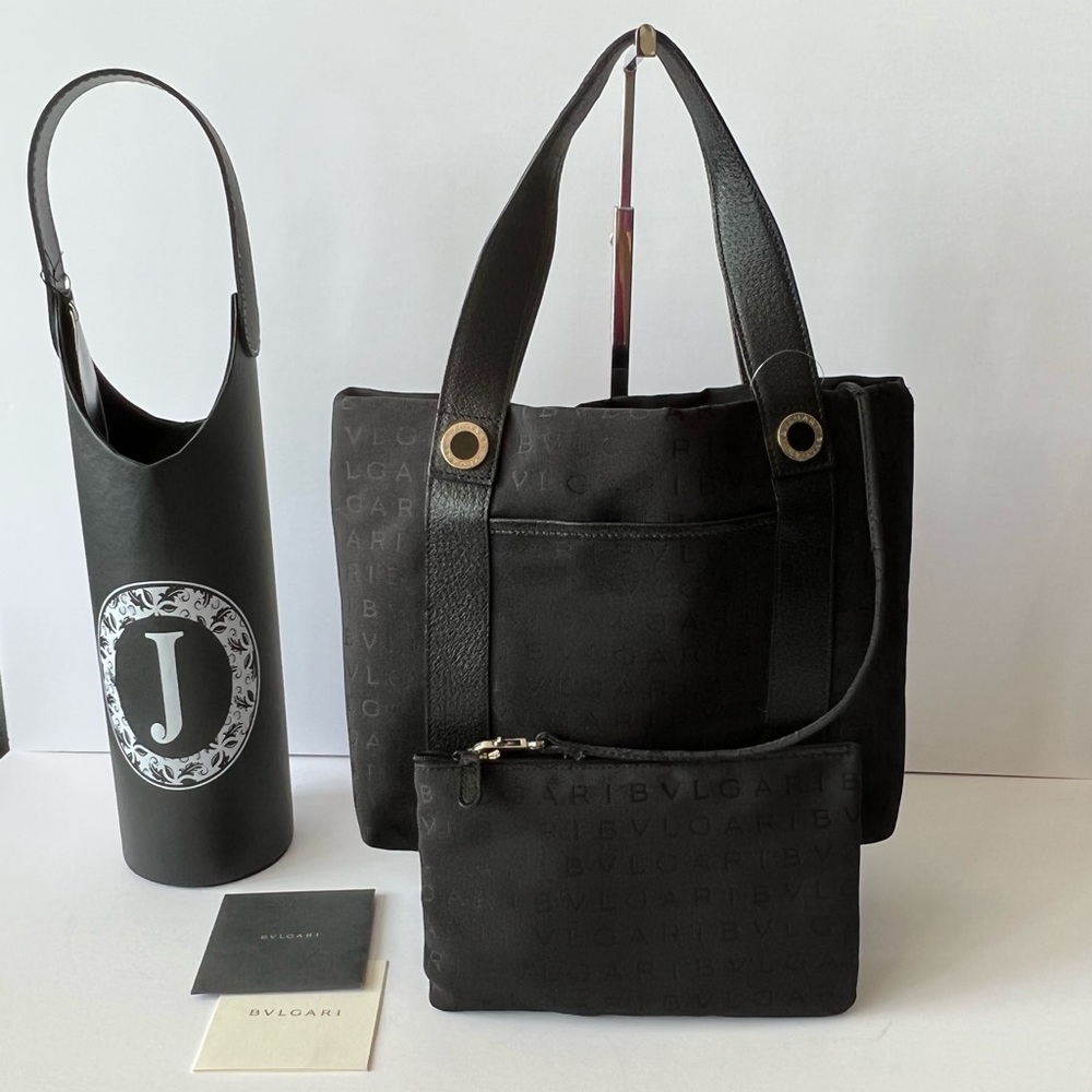 Authentic BVLGARI Handbag made in Italy